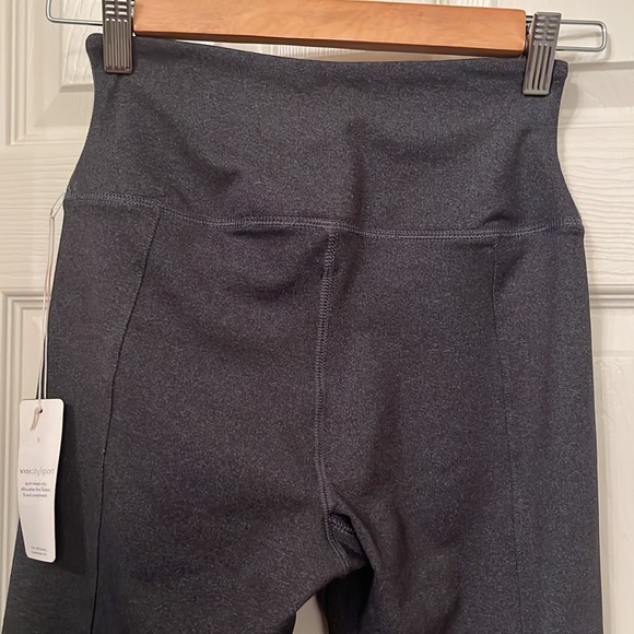 NWT NYDJ Women’s Gray City Sport Original Slimming Fit Capri Leggings Sz XS Yoga - Picture 5 of 10